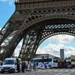 Two American Tourists Caught Sleeping At Eiffel Tower