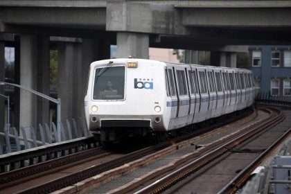 Transbay Subway Passengers Cut Off Bart Service San Francisco