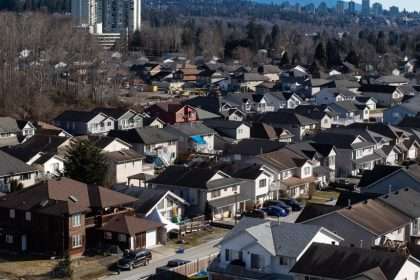 Fixed Mortgage Rates Fall As Bond Market Expects Rate Cuts