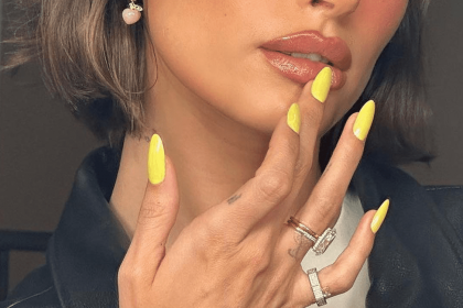 33 Yellow Manicure Ideas That Are Sure To Make You