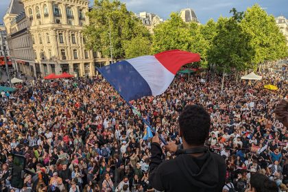 France's Borrowing Costs 'spike' Continues: David Roche