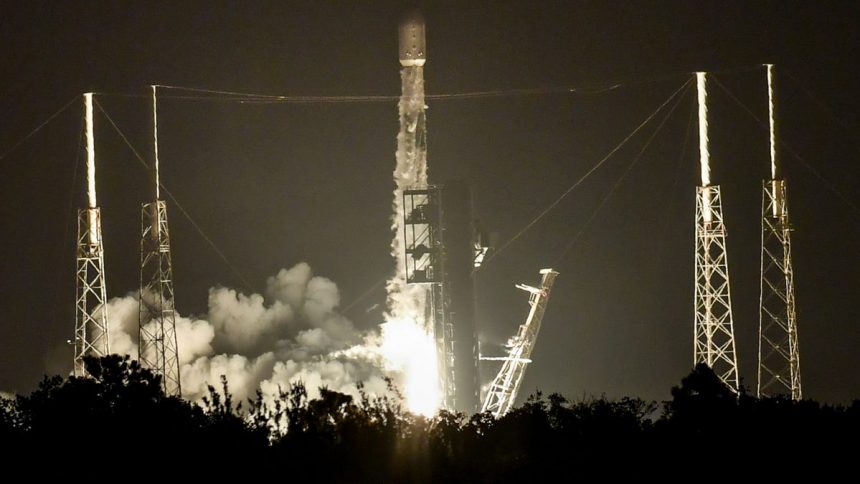 Live Updates From Starlink Falcon 9 Launch At Ksc