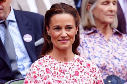 Pippa Middleton Hits Fashion Grand Slam In Skin Tight Dress At