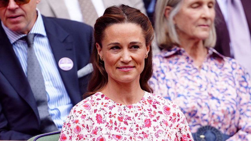 Pippa Middleton Hits Fashion Grand Slam In Skin Tight Dress At