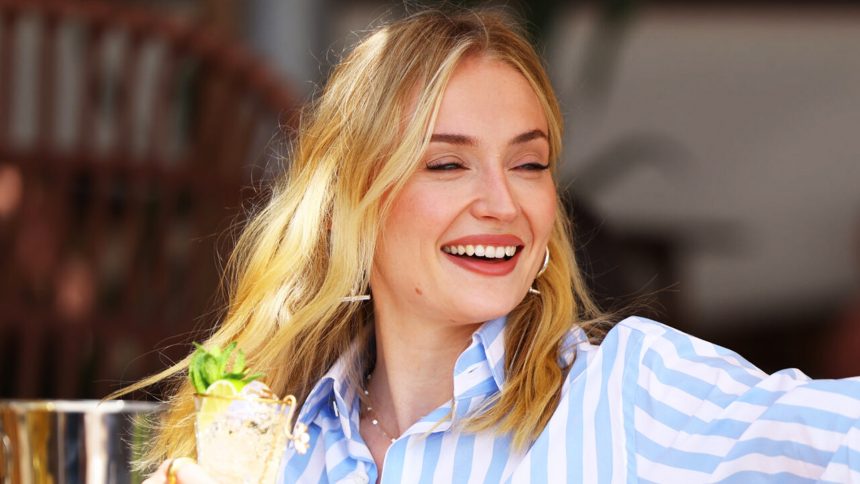 Sophie Turner Says Her 'hot Girl Summer Recipe' Includes Having