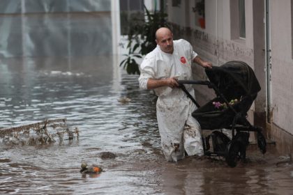 2024 09 14t155123z 1727760132 Rc2f0aa6m7ph Rtrmadp 3 Europe Weather Central Europe Floods.jpg